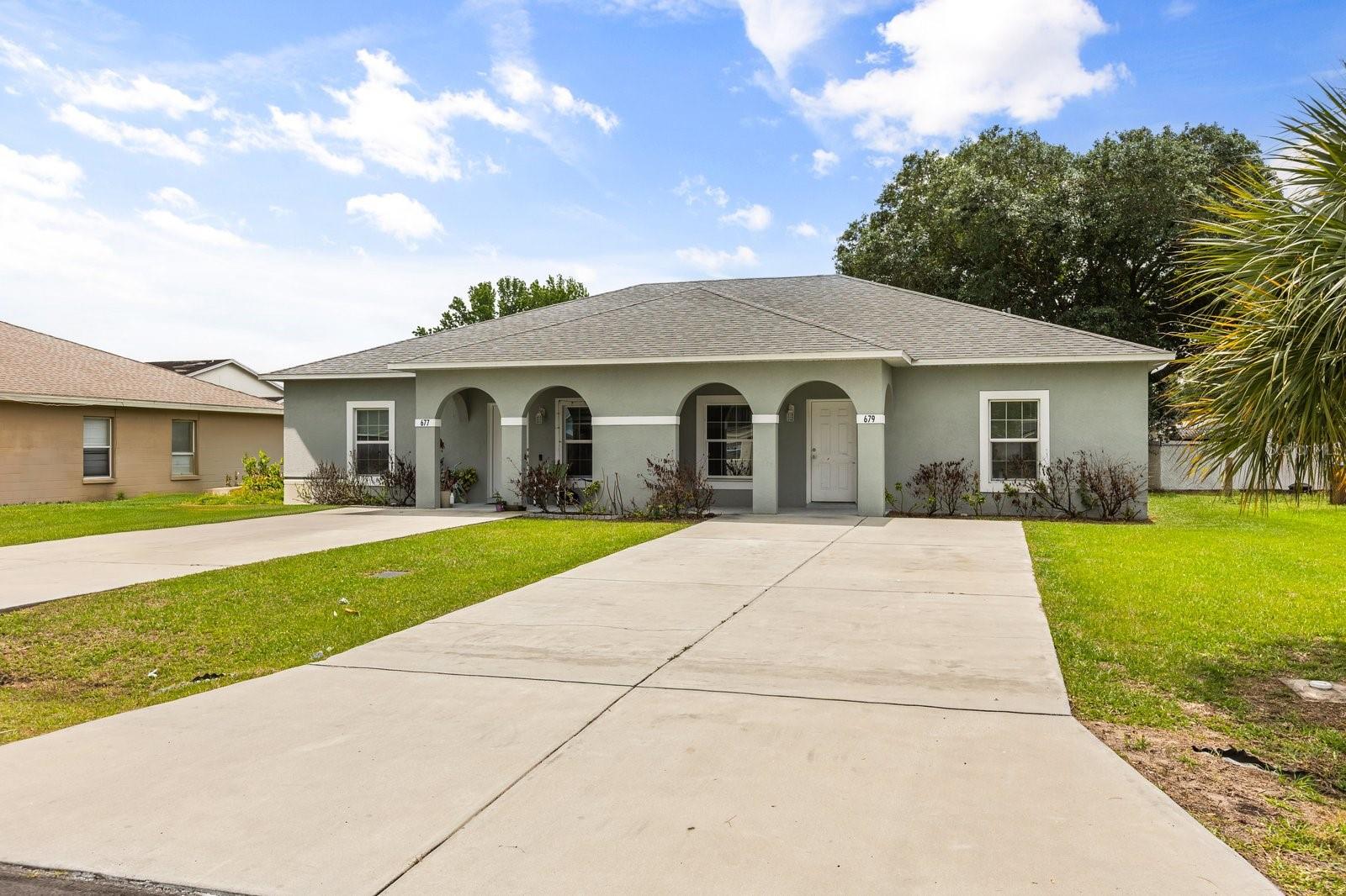 Image 21 of 25 For 677-679 Royalty Court 2