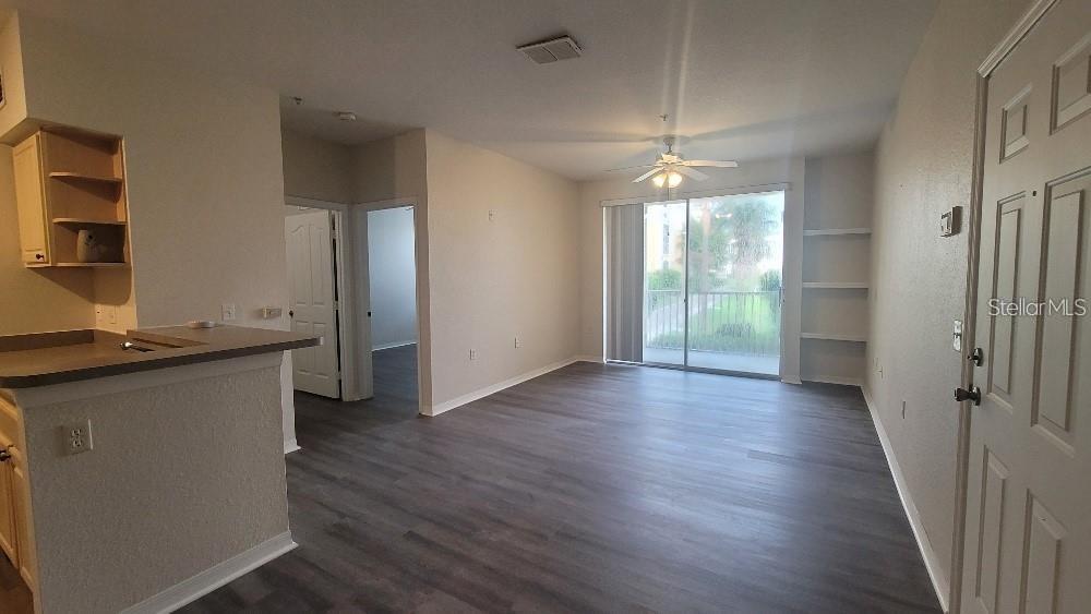 Image 7 of 21 For 1125 Lake Shadow Circle 5106