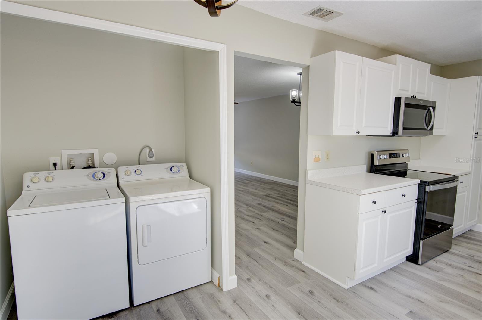 Image 22 of 27 For 6296 River Run Place 194