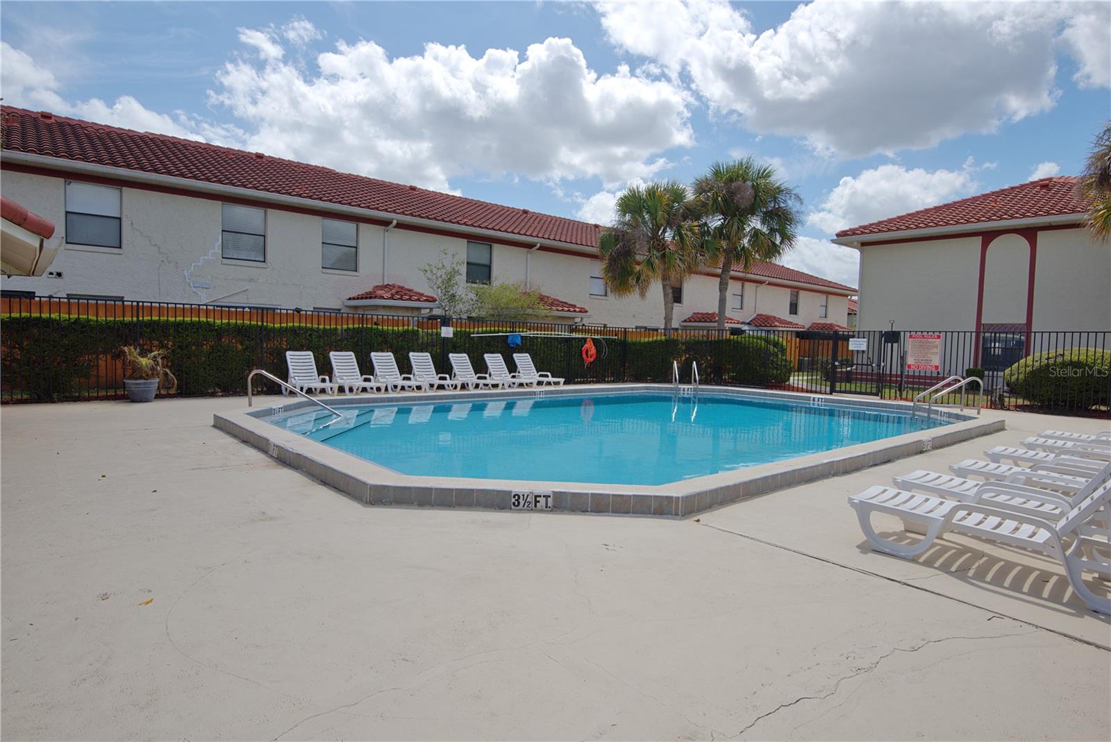 Image 24 of 27 For 6296 River Run Place 194