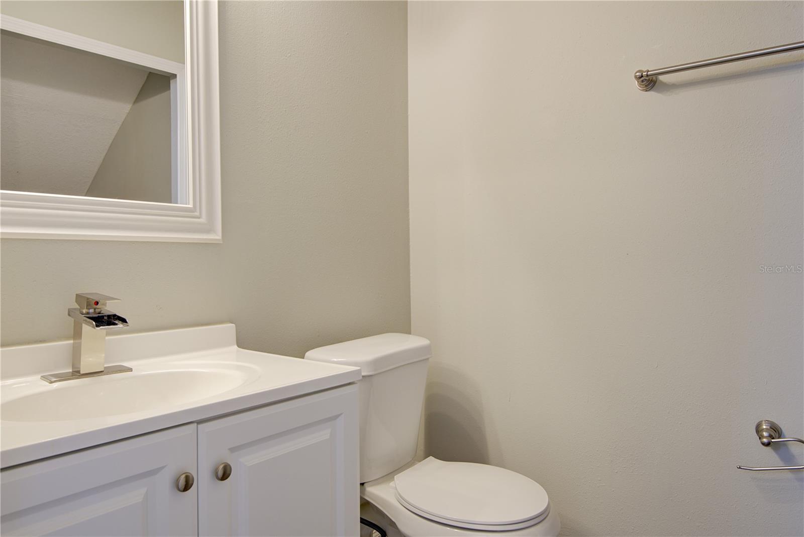 Image 7 of 27 For 6296 River Run Place 194