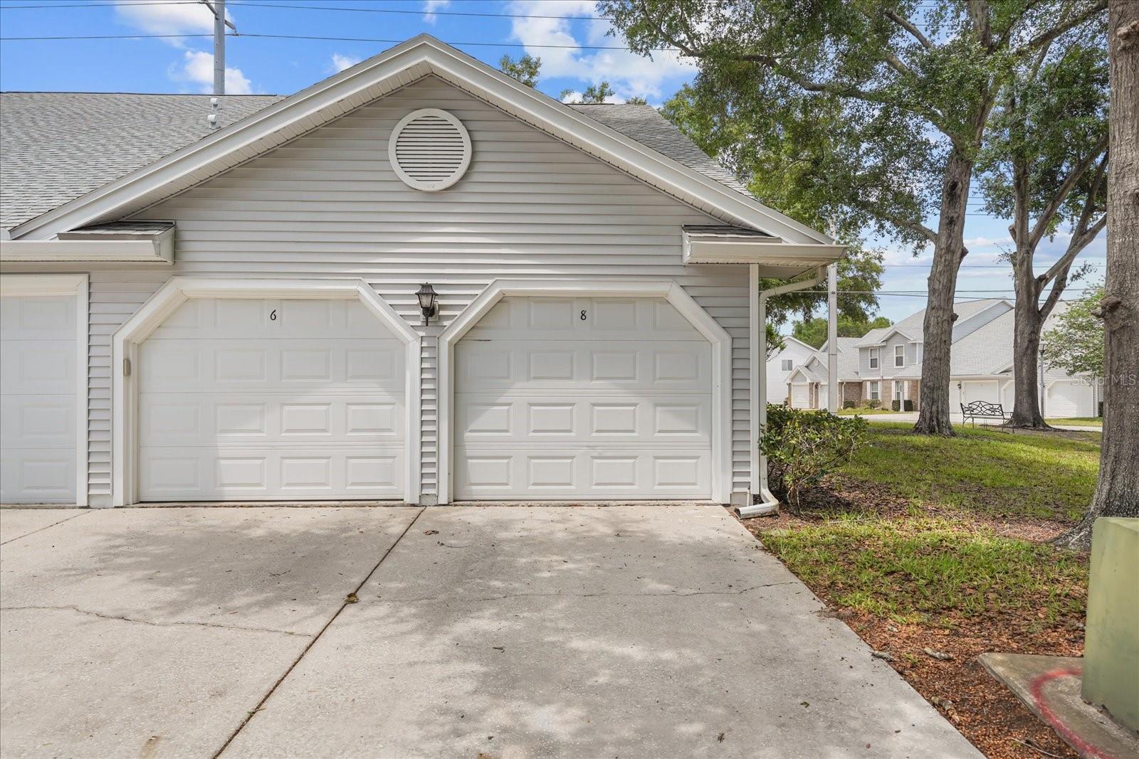 Image 4 of 17 For 2386 Bridle Path Lane 8