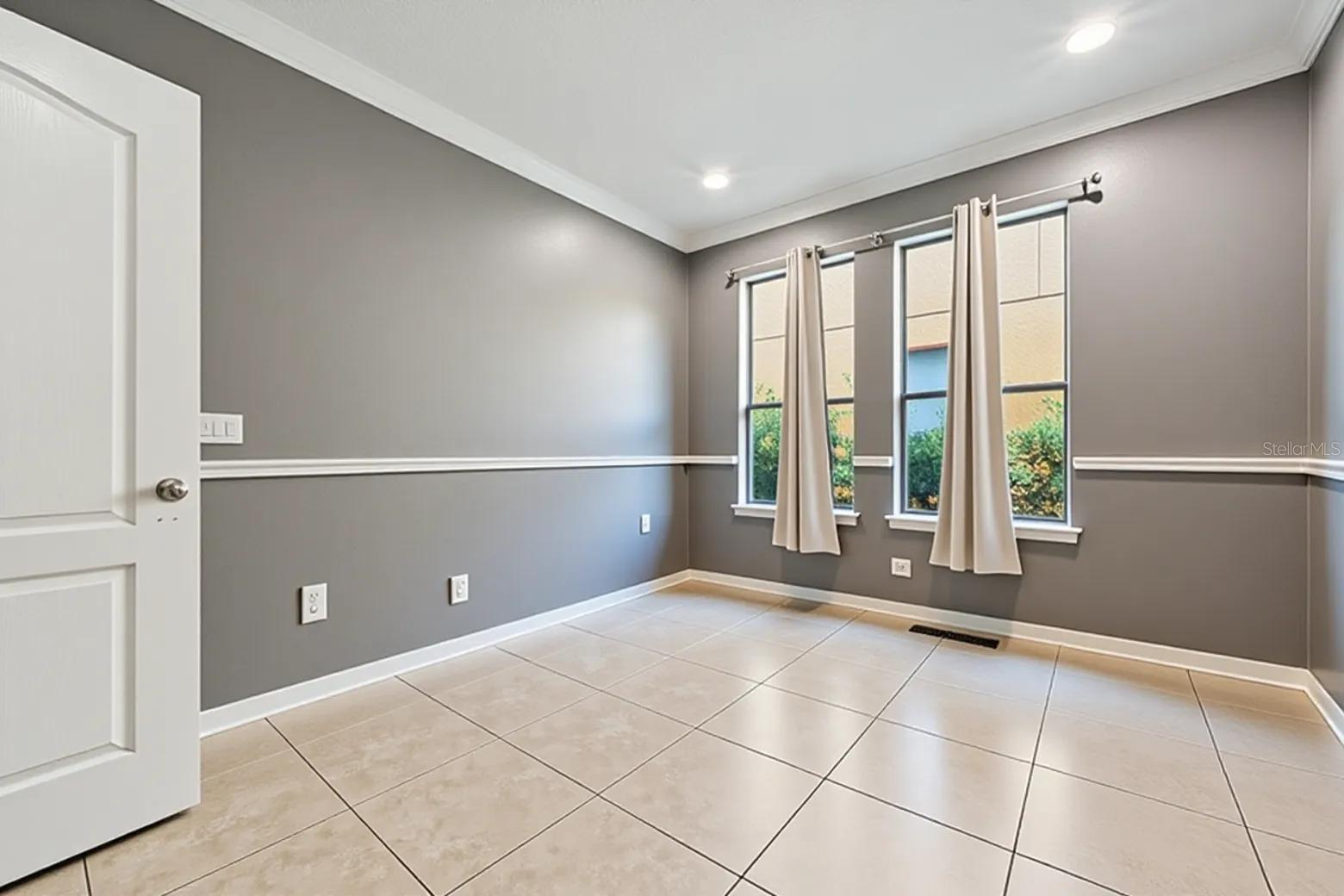 Image 18 of 35 For 1005 Fountain Coin Loop