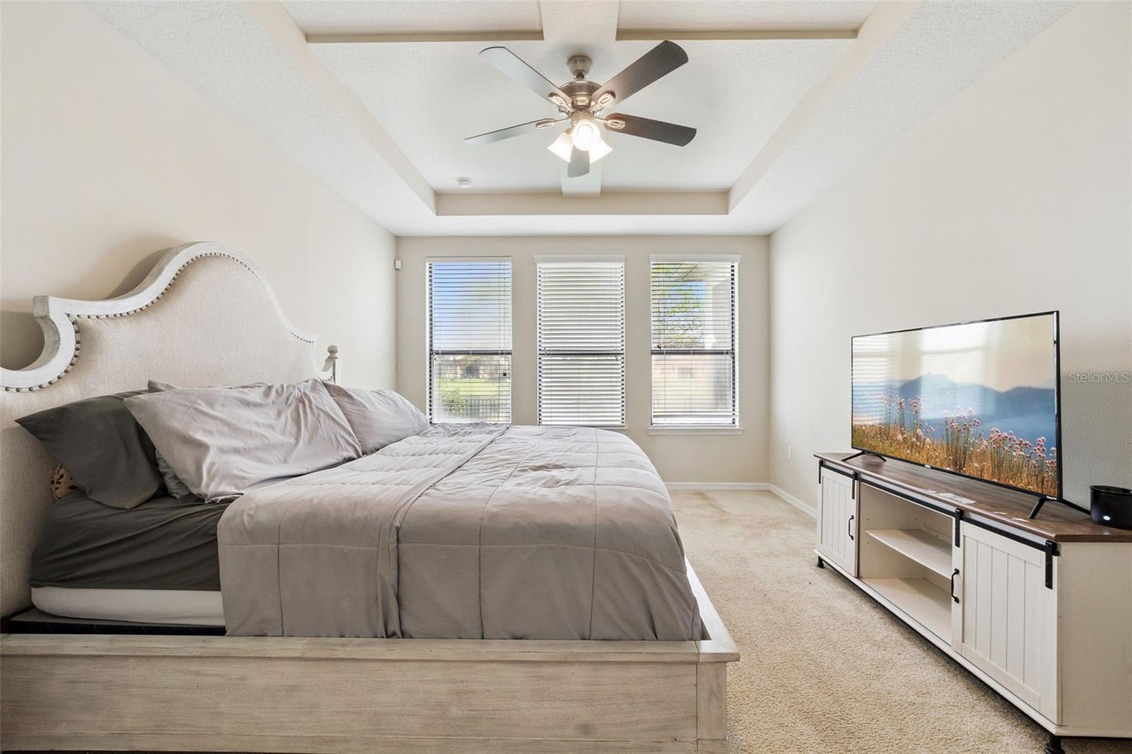 Image 19 of 35 For 1005 Fountain Coin Loop