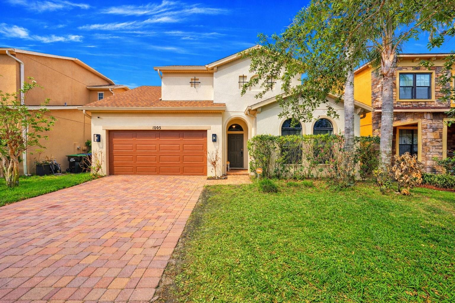 Image 2 of 35 For 1005 Fountain Coin Loop