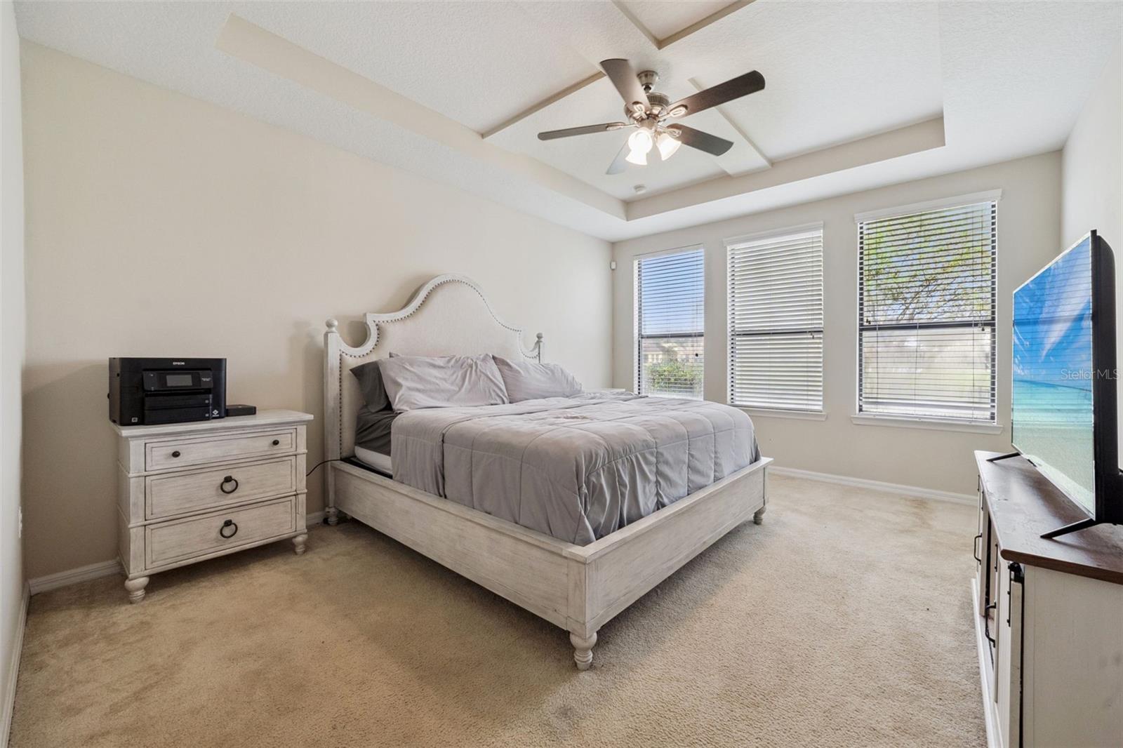 Image 20 of 35 For 1005 Fountain Coin Loop