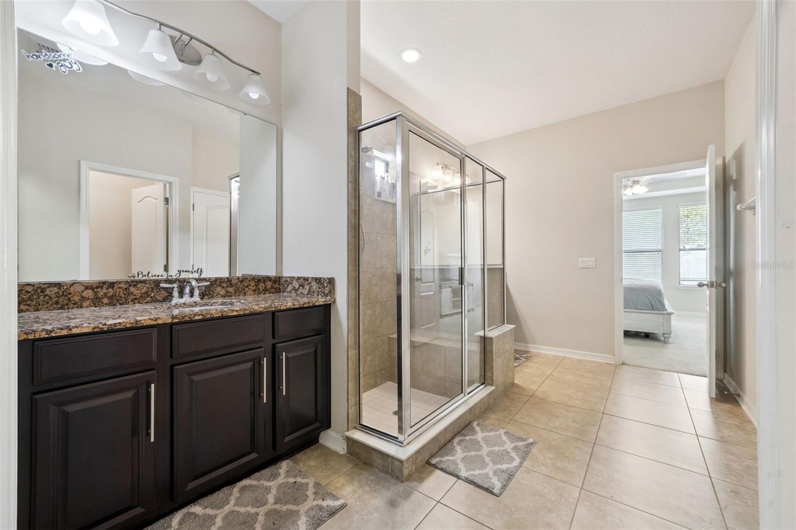 Image 24 of 35 For 1005 Fountain Coin Loop