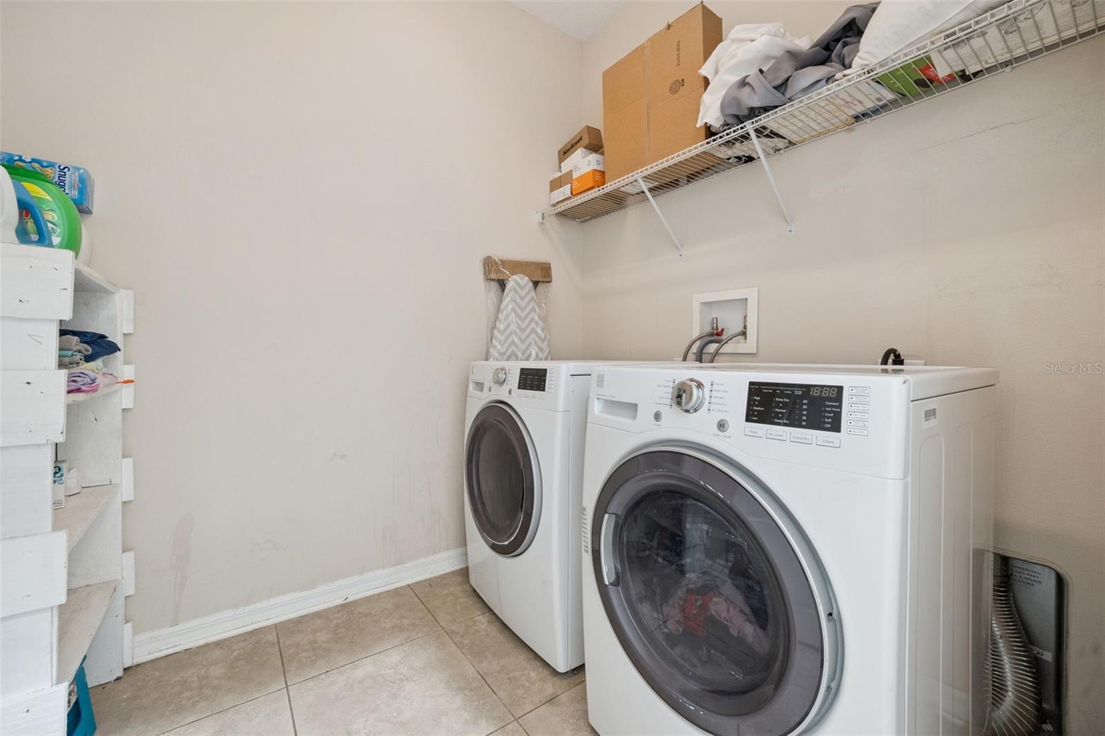 Image 27 of 35 For 1005 Fountain Coin Loop