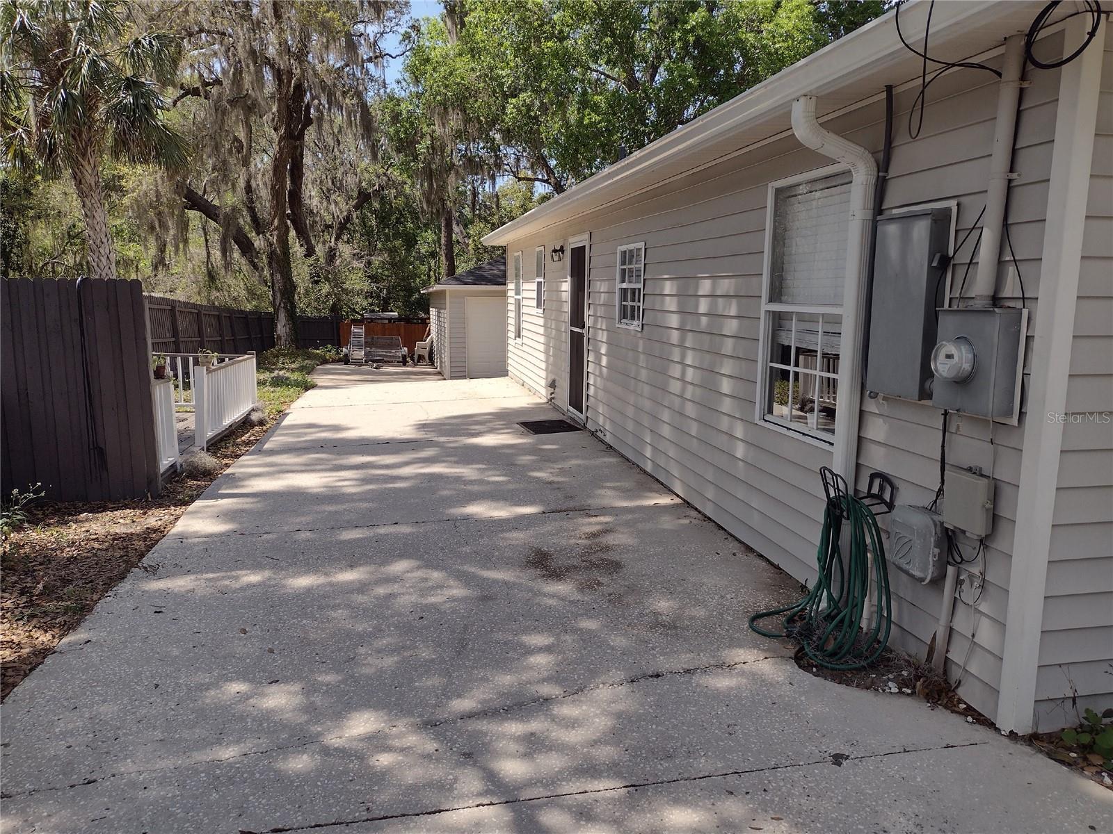 Image 32 of 37 For 1523 Granite State Court