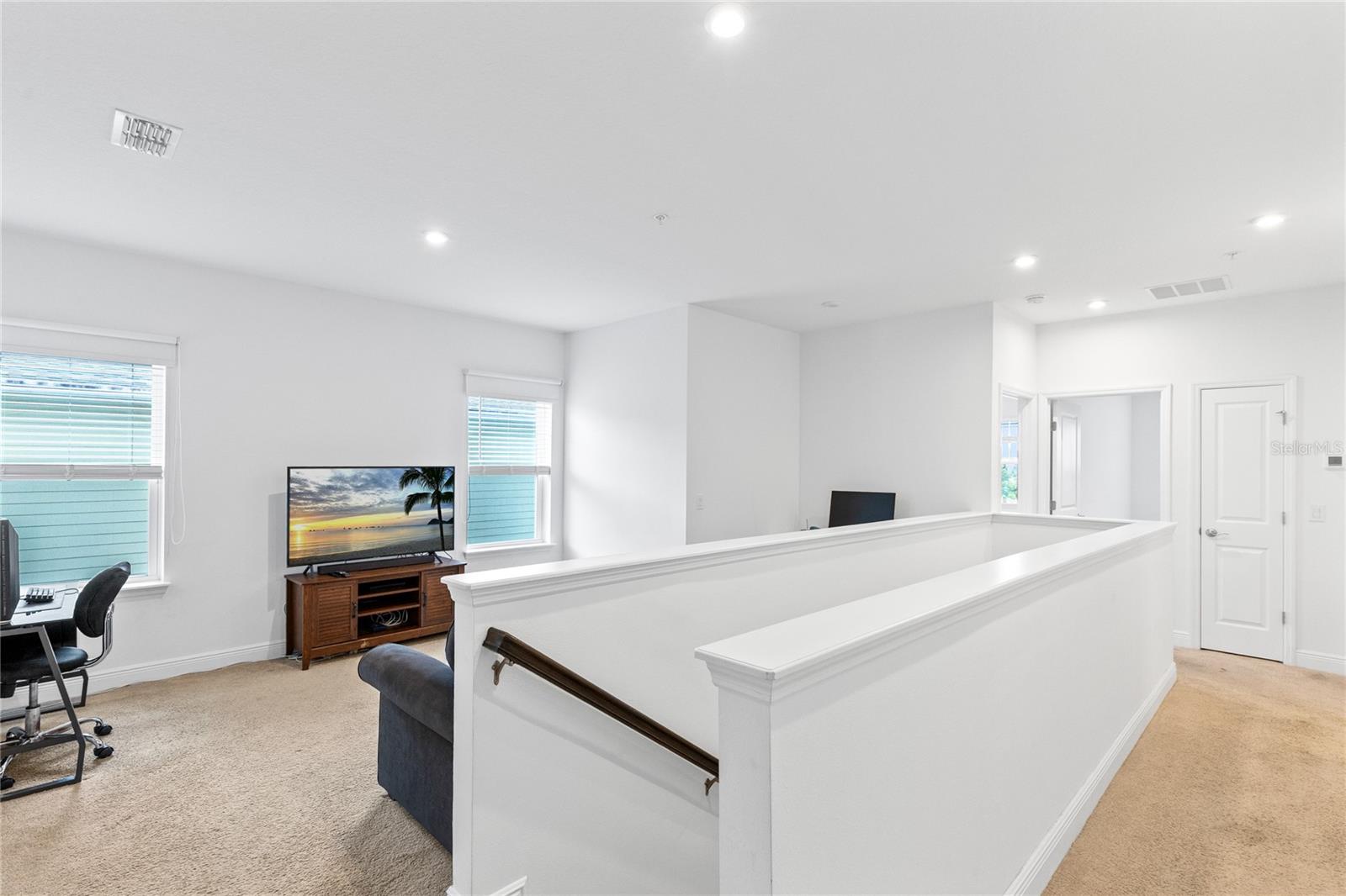 Image 17 of 39 For 13157 Salk Way