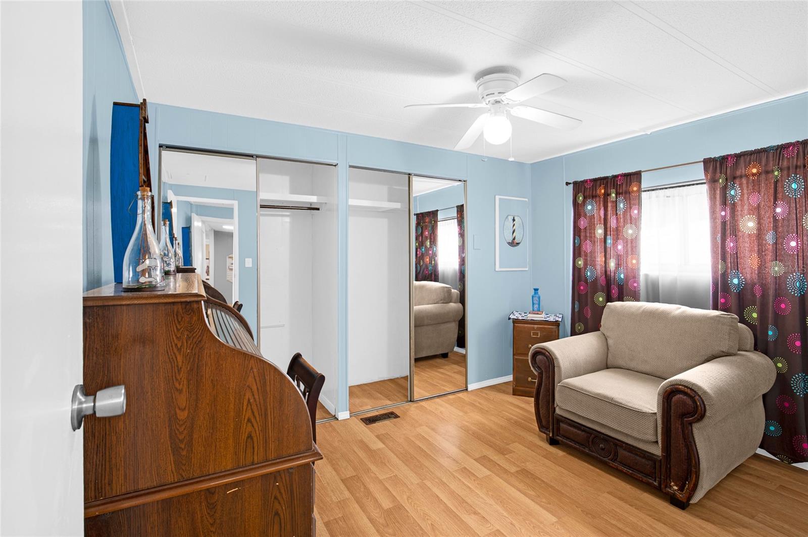 Image 23 of 32 For 2475 Karen Drive