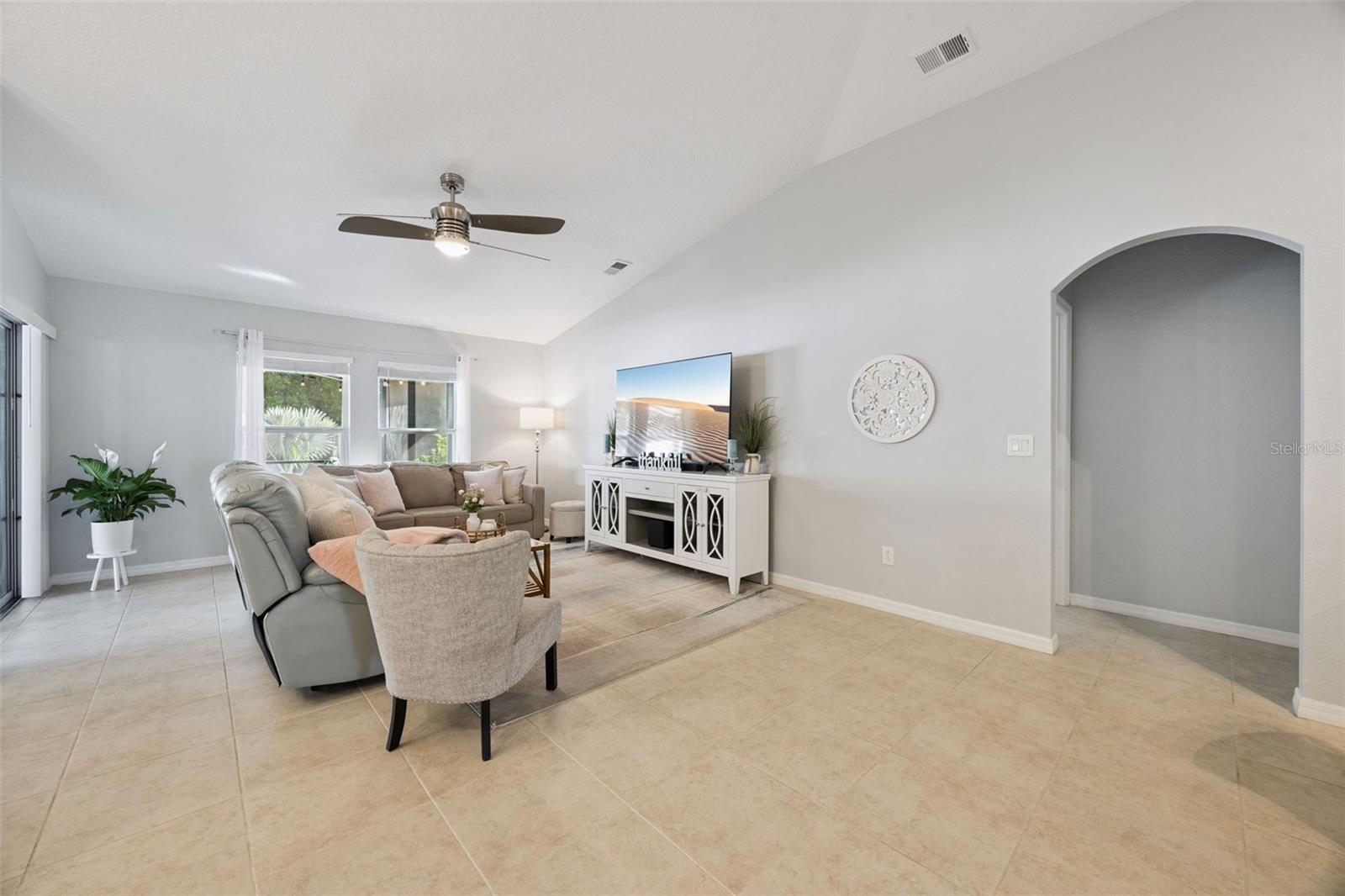 Image 12 of 58 For 10756 Inside Loop