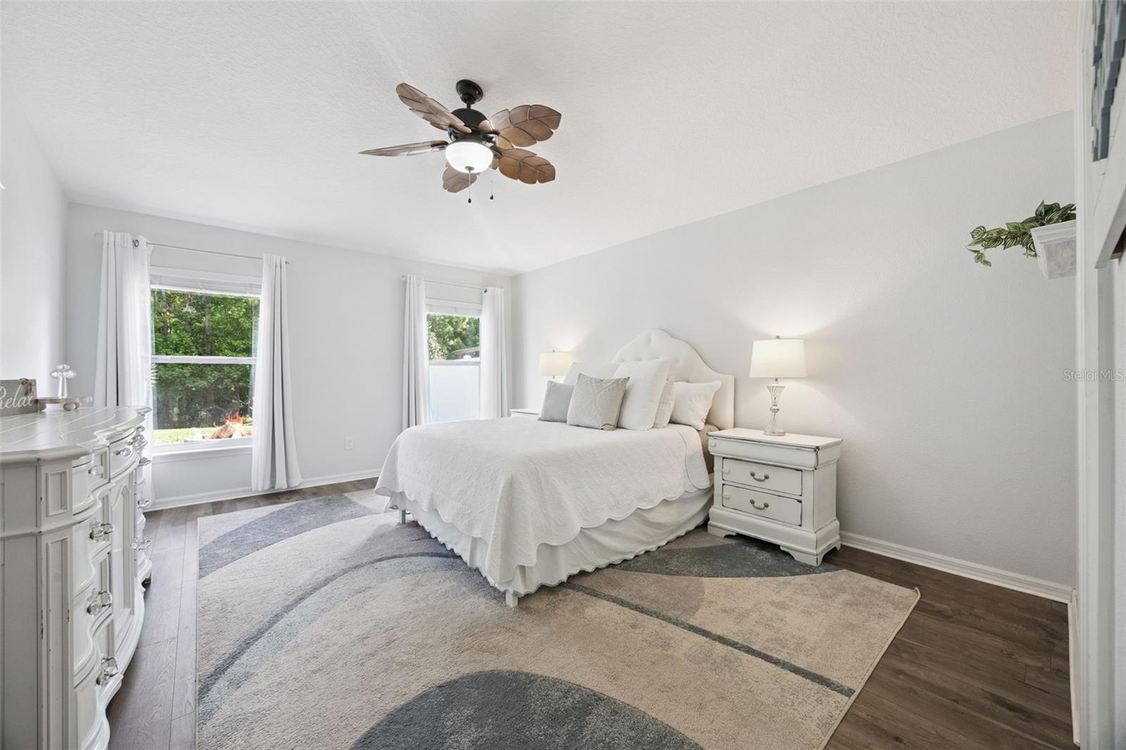 Image 24 of 58 For 10756 Inside Loop