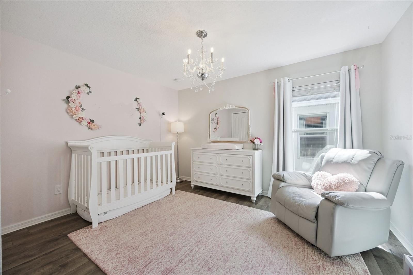 Image 25 of 58 For 10756 Inside Loop