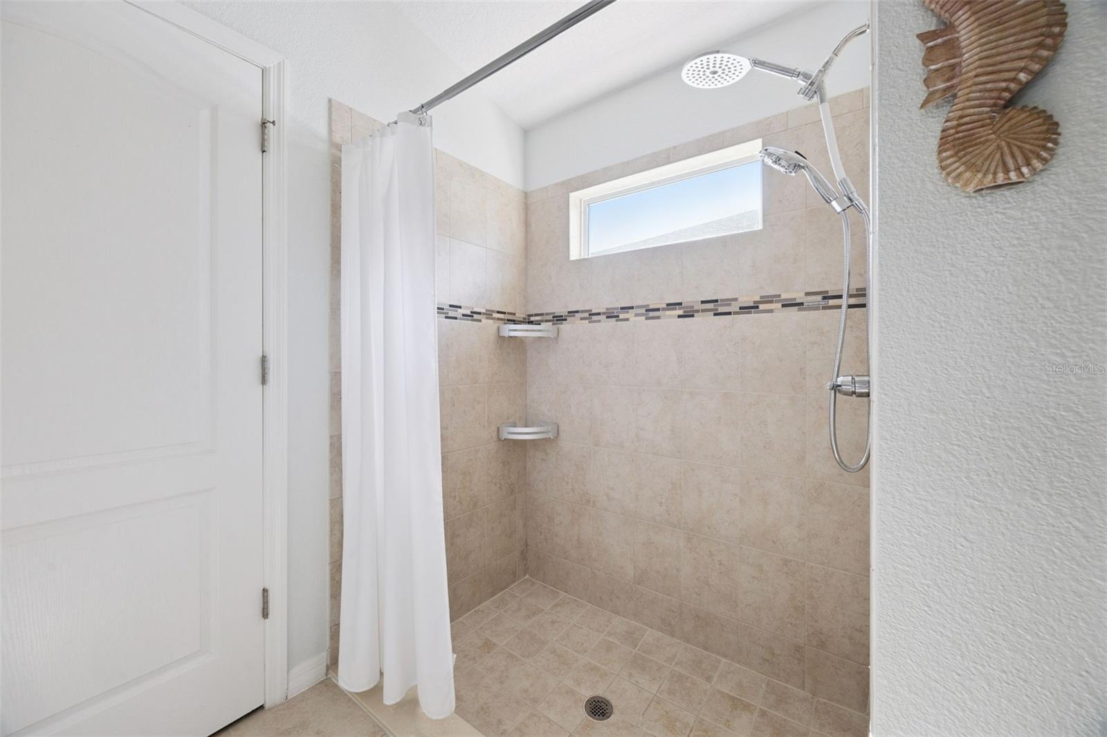 Image 28 of 58 For 10756 Inside Loop