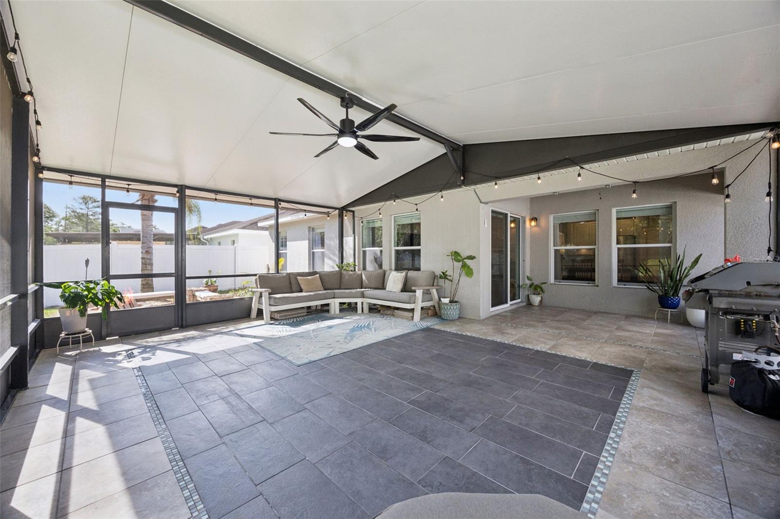 Image 32 of 58 For 10756 Inside Loop