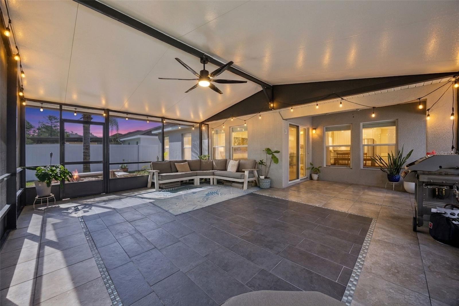 Image 4 of 58 For 10756 Inside Loop