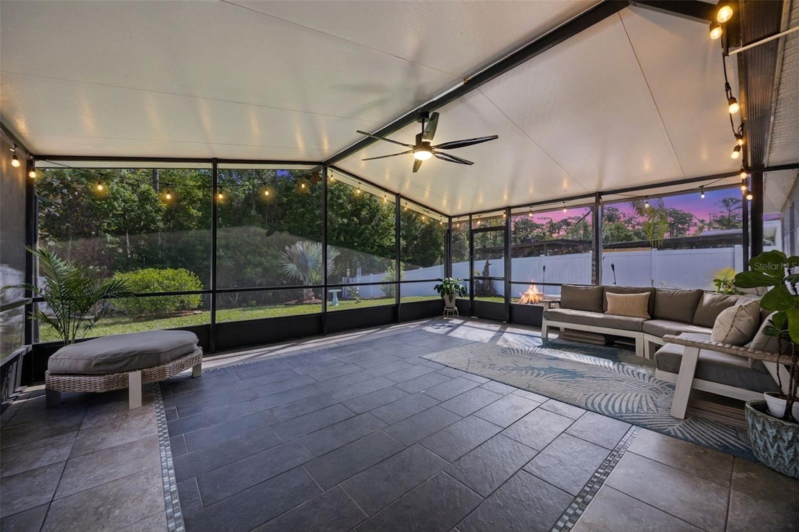 Image 5 of 58 For 10756 Inside Loop