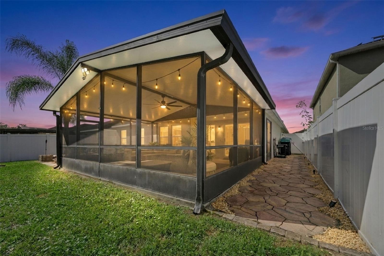 Image 6 of 58 For 10756 Inside Loop