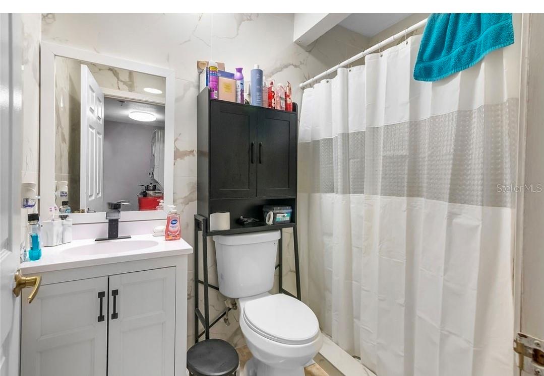 Image 11 of 22 For 233 Red Maple Drive