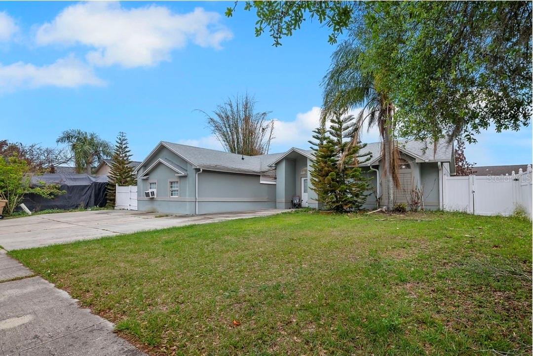 Image 2 of 22 For 233 Red Maple Drive