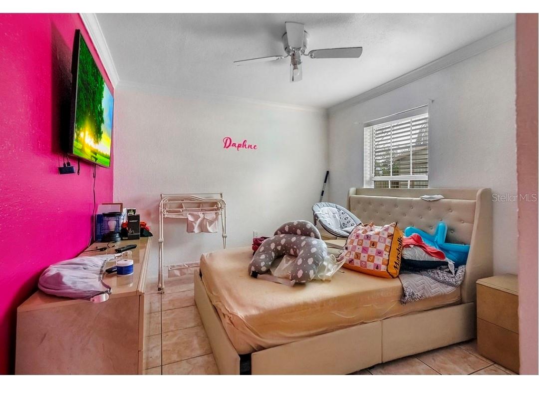 Image 7 of 22 For 233 Red Maple Drive