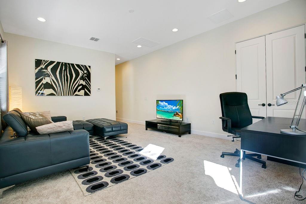 Image 10 of 40 For 8455 Via Vittoria Way