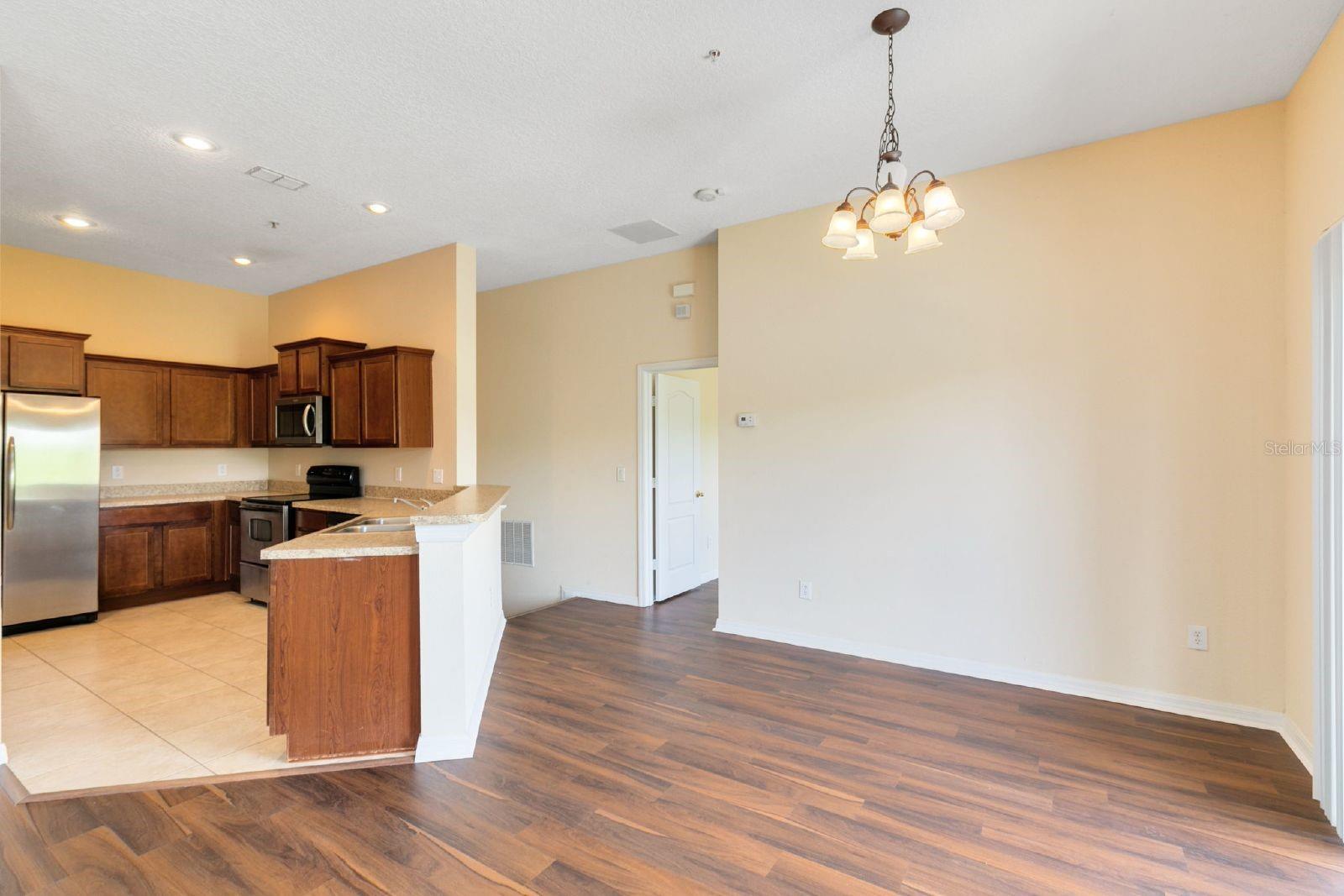 Image 7 of 24 For 10399 Winding Marsh Trail 1a