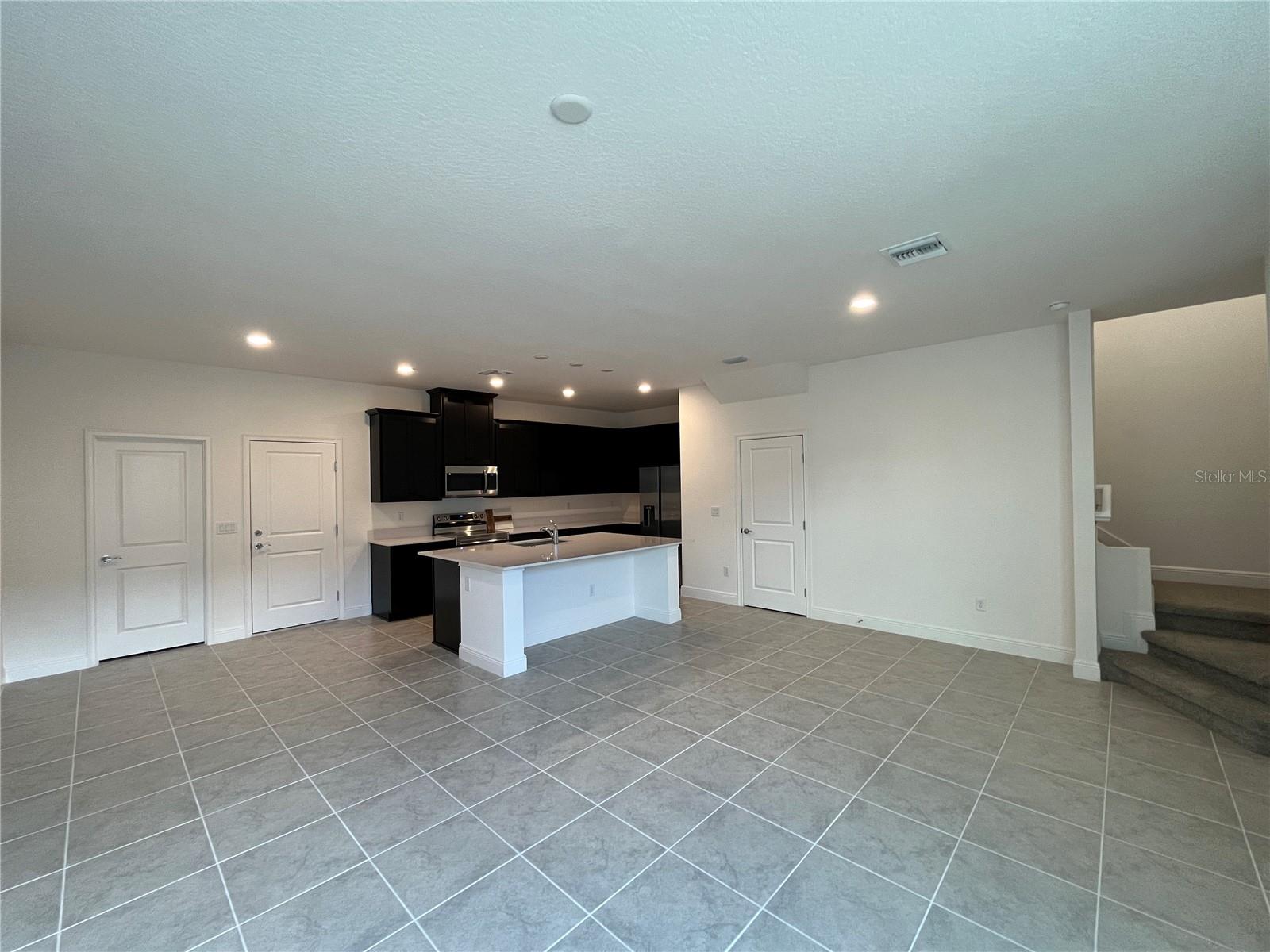 Image 10 of 23 For 3875 3875 Knotty Pine Street