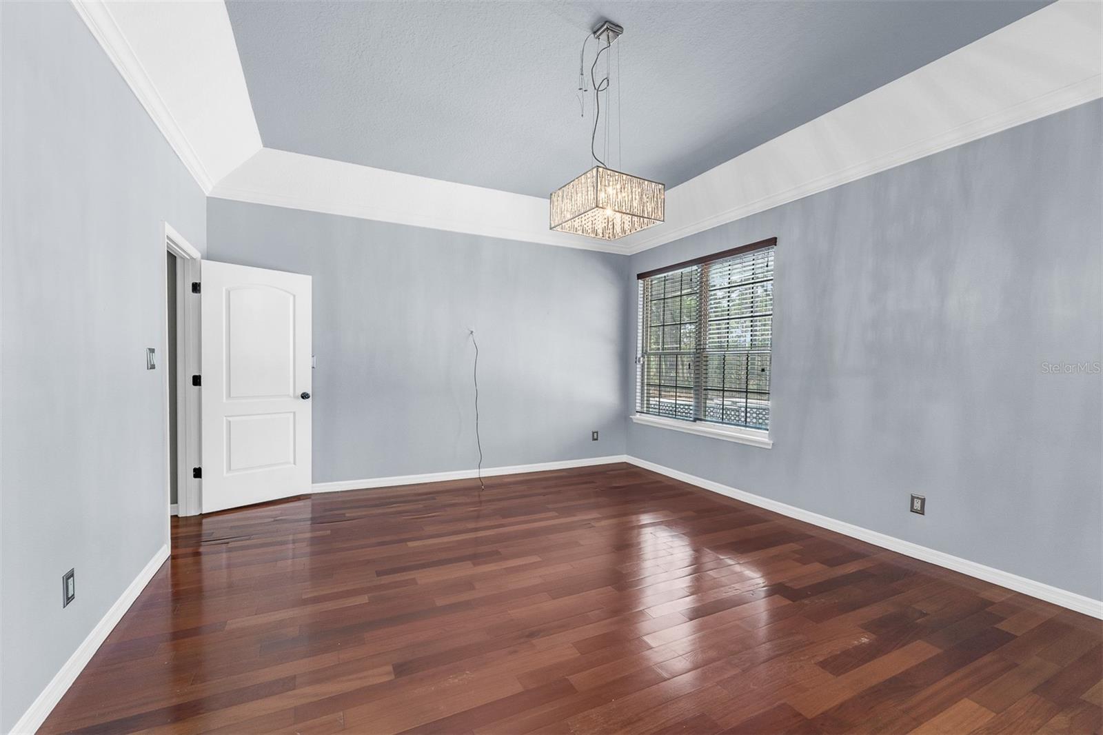 Image 18 of 60 For 2305 Park Village Place