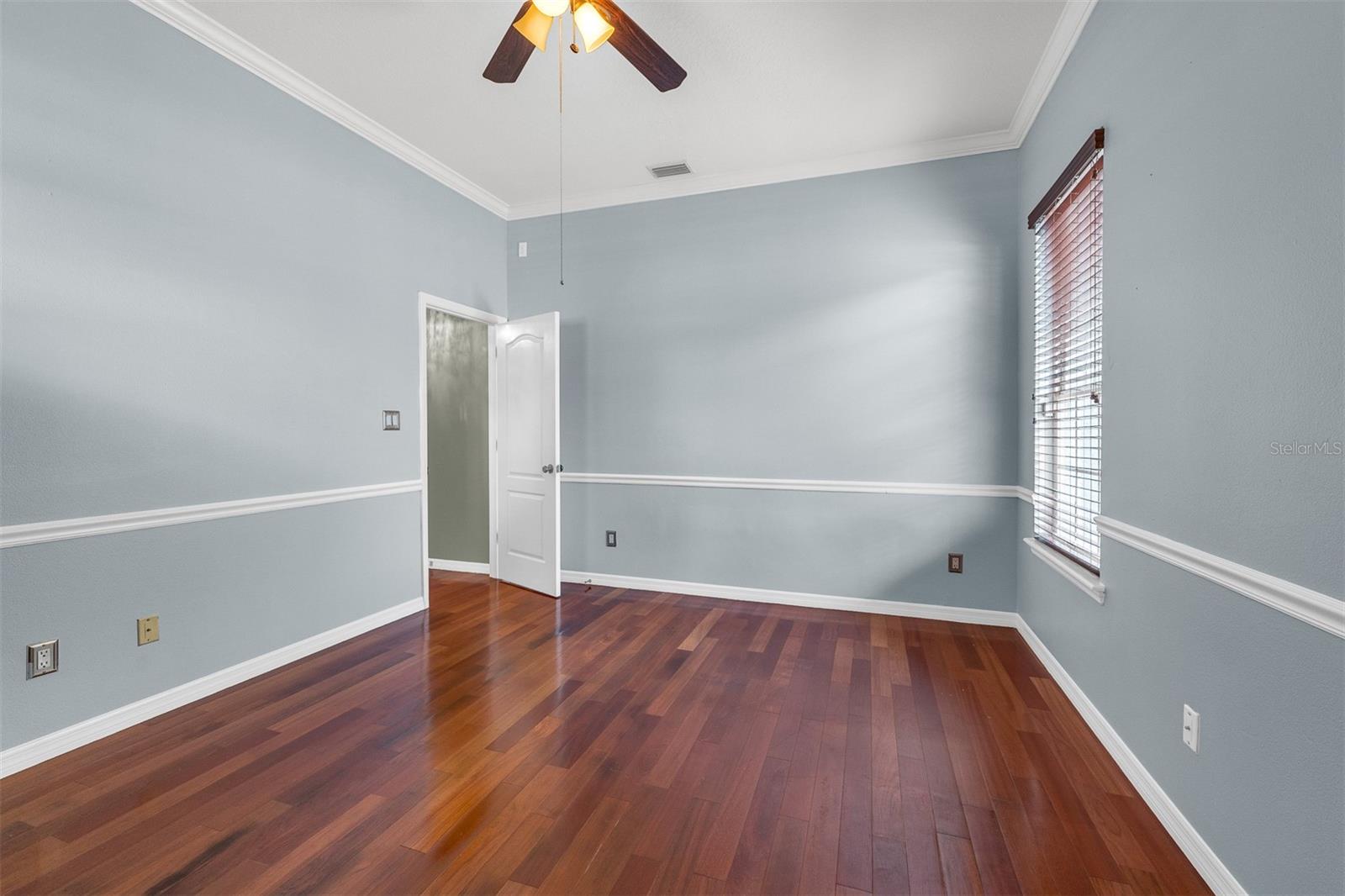 Image 26 of 60 For 2305 Park Village Place