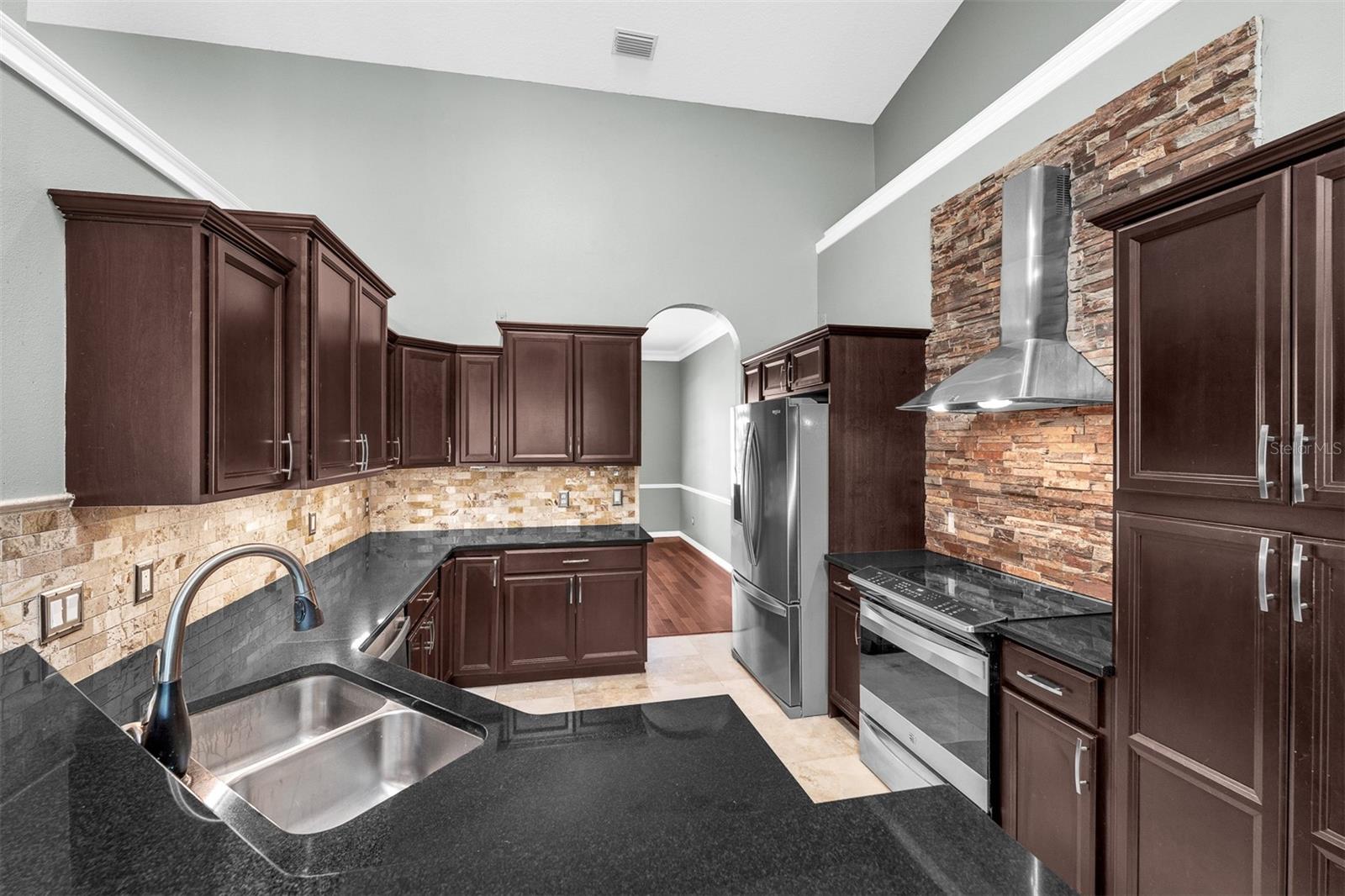 Image 52 of 60 For 2305 Park Village Place