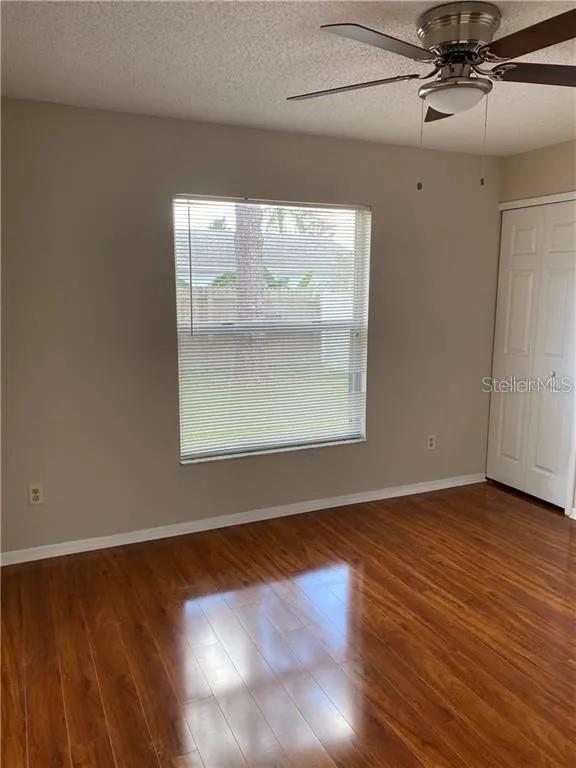 Image 12 of 22 For 8960 Valencia Gardens Drive