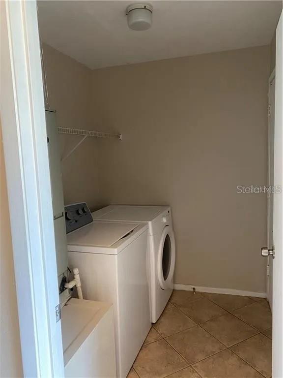 Image 16 of 22 For 8960 Valencia Gardens Drive