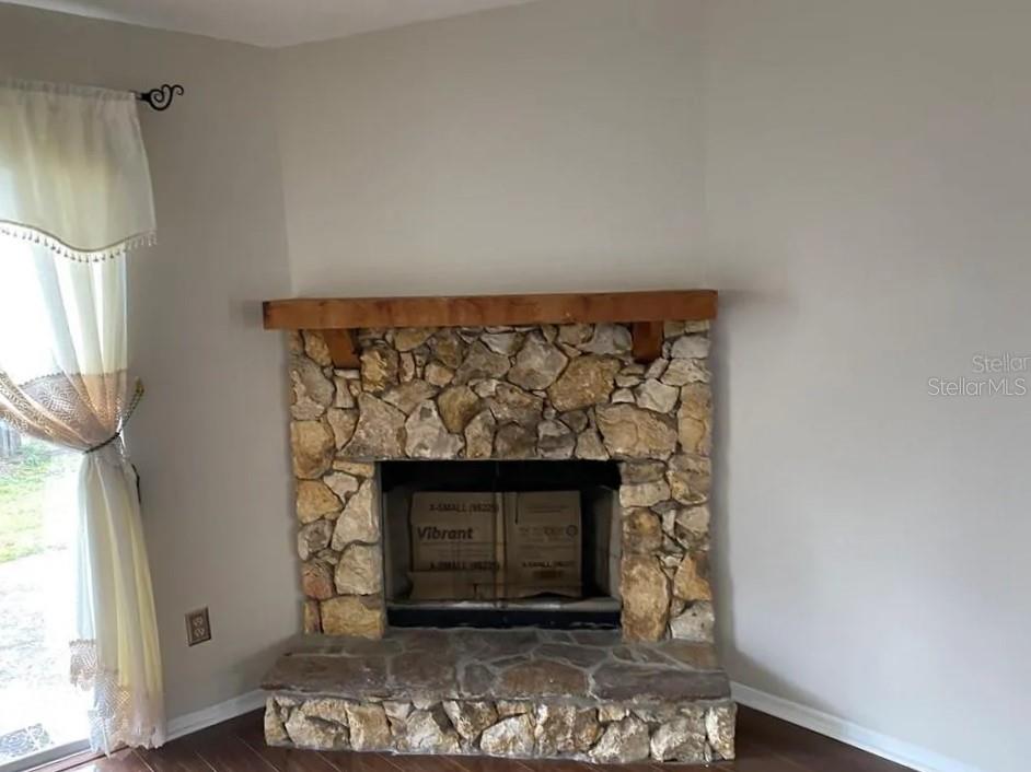 Image 8 of 22 For 8960 Valencia Gardens Drive