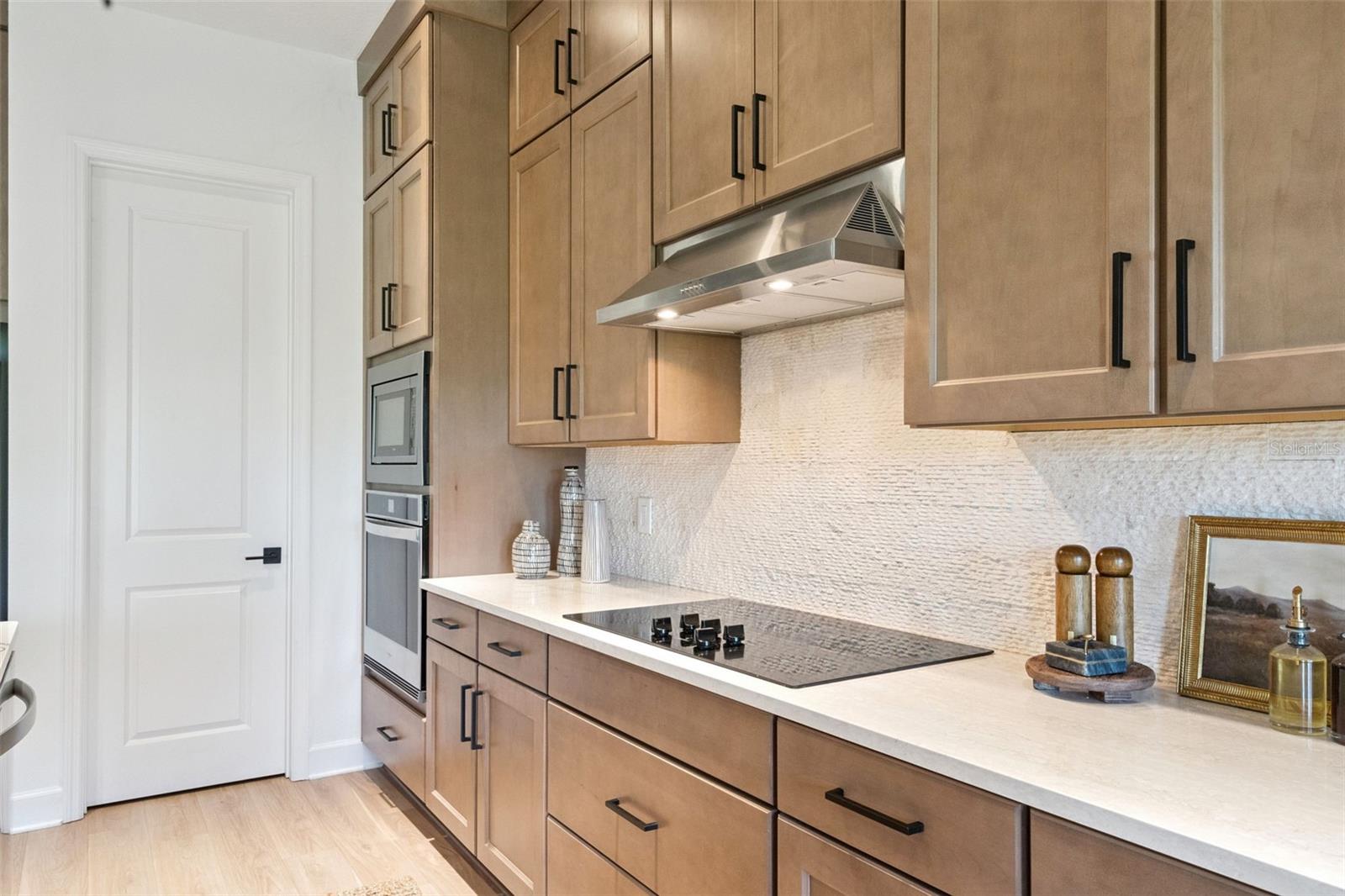 Image 16 of 58 For 6410 Trailblaze Bend