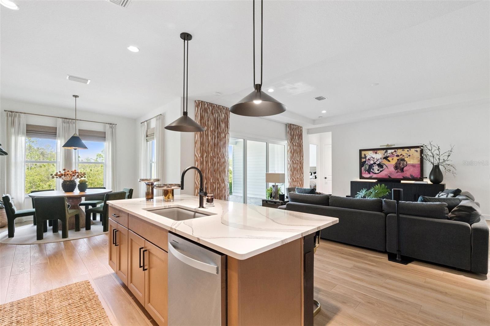 Image 18 of 58 For 6410 Trailblaze Bend