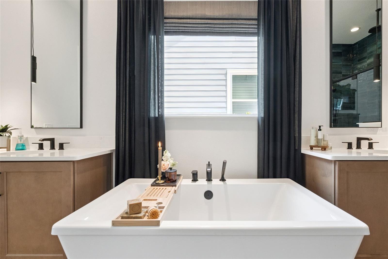 Image 30 of 58 For 6410 Trailblaze Bend