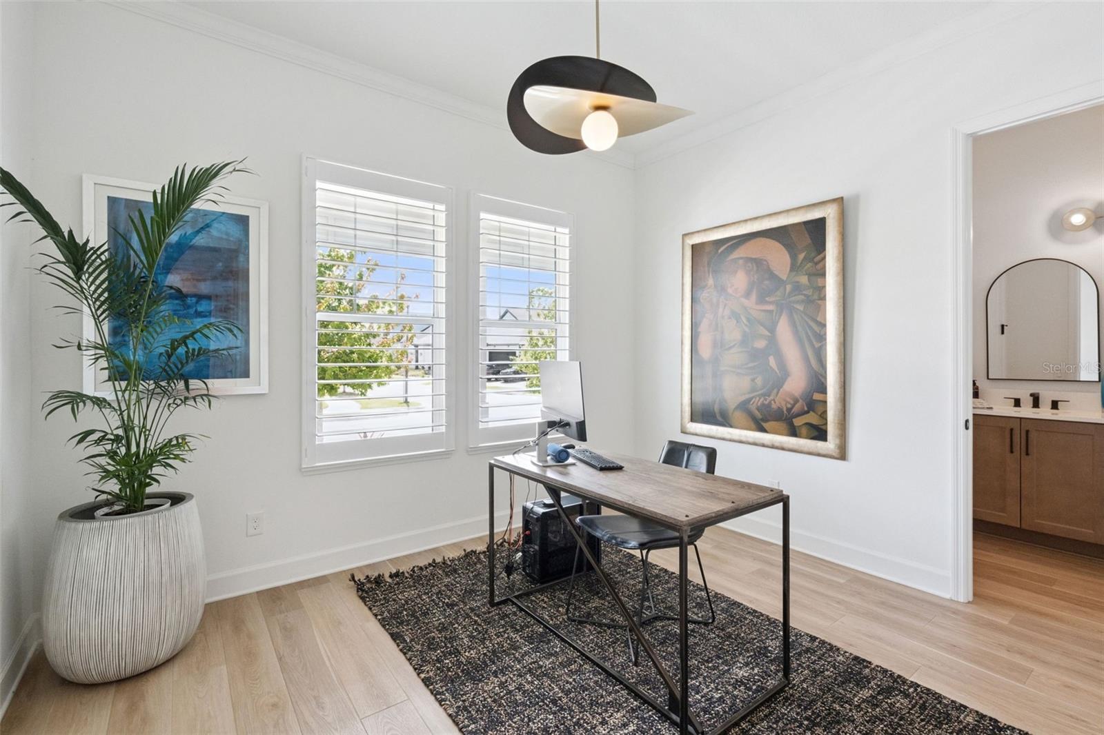 Image 33 of 58 For 6410 Trailblaze Bend