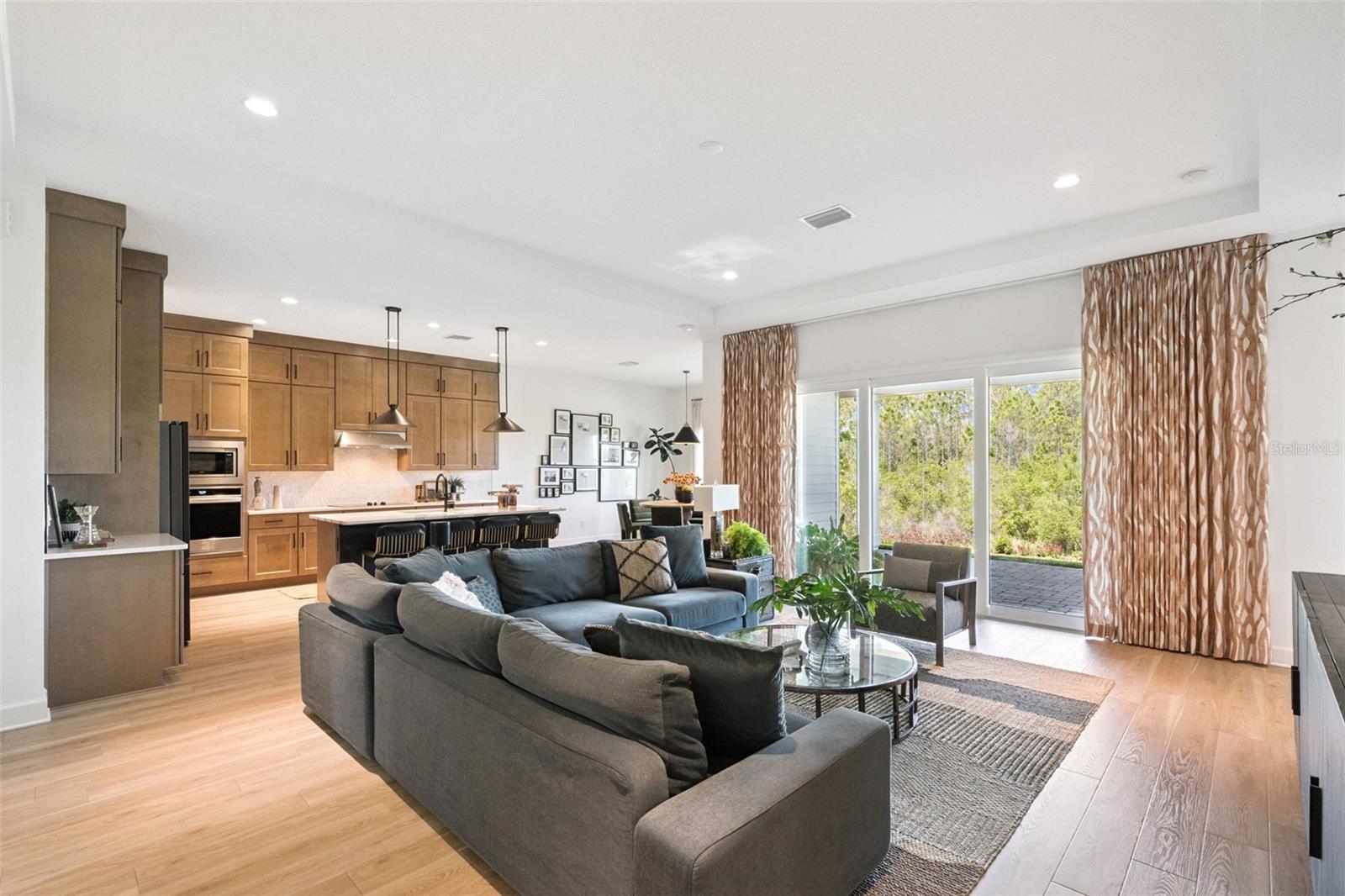 Image 4 of 58 For 6410 Trailblaze Bend