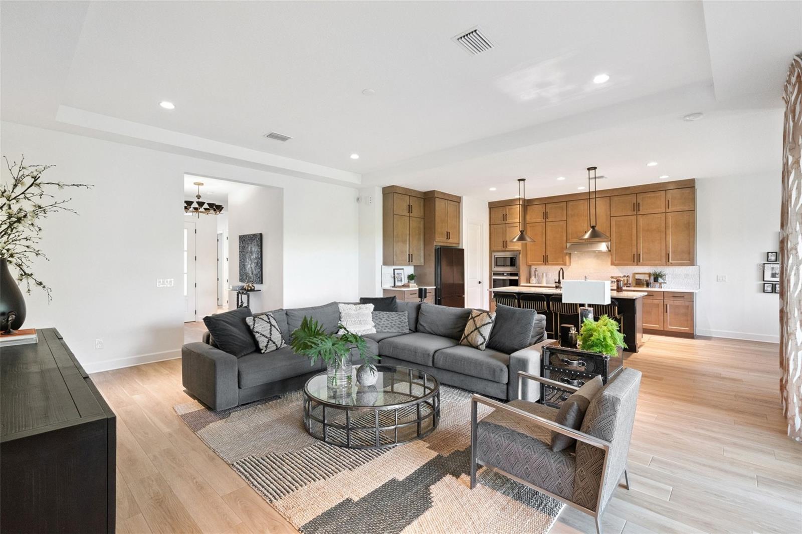 Image 9 of 58 For 6410 Trailblaze Bend