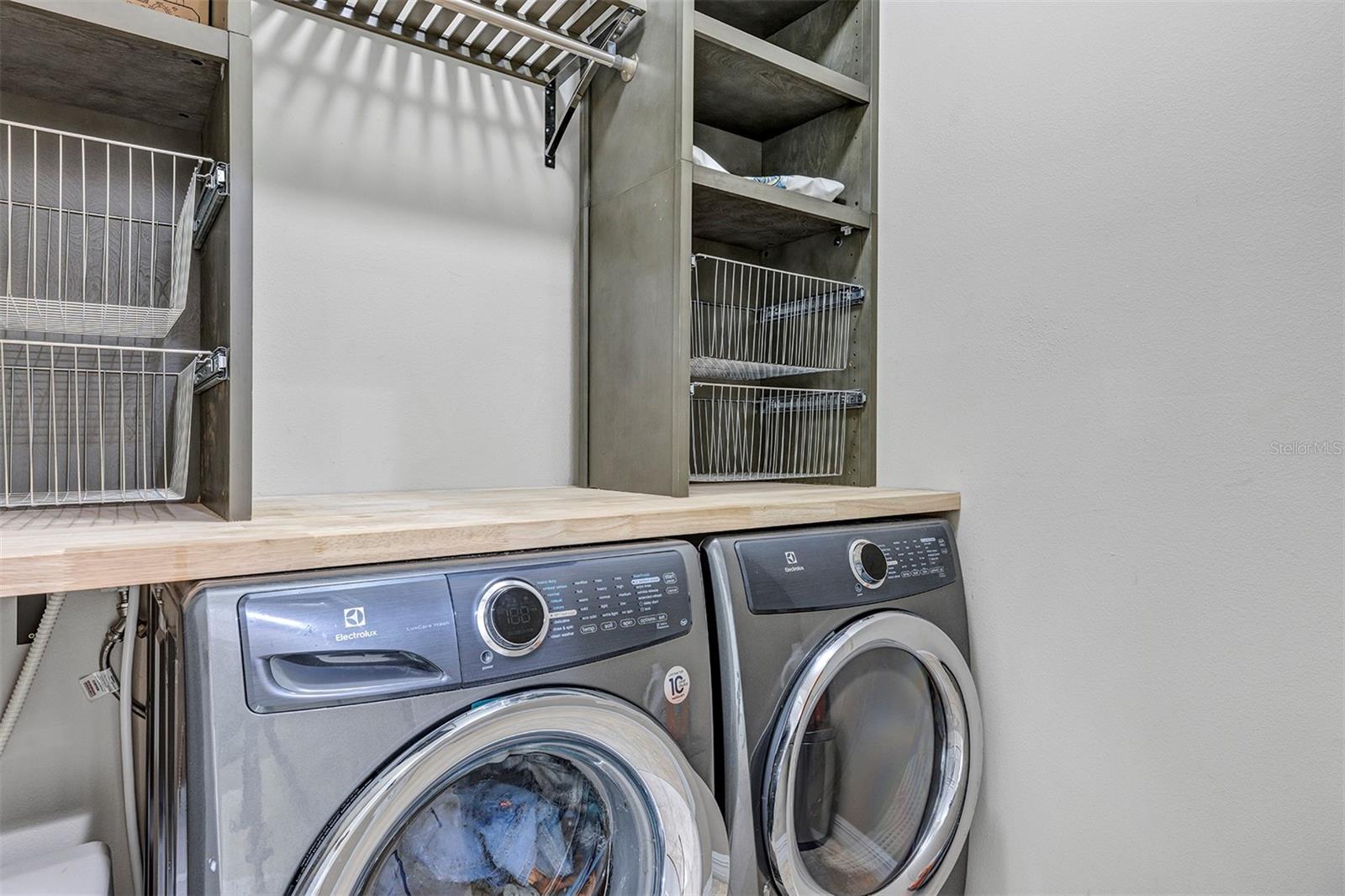 Image 28 of 52 For 7644 Ripplepointe Way