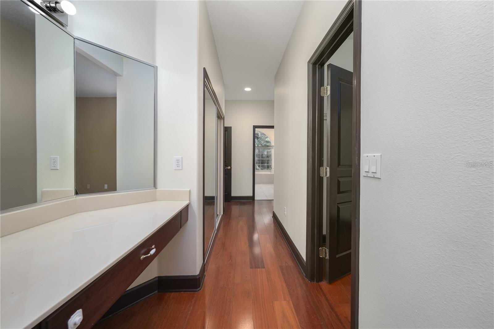 Image 16 of 46 For 140 Seville Chase Drive