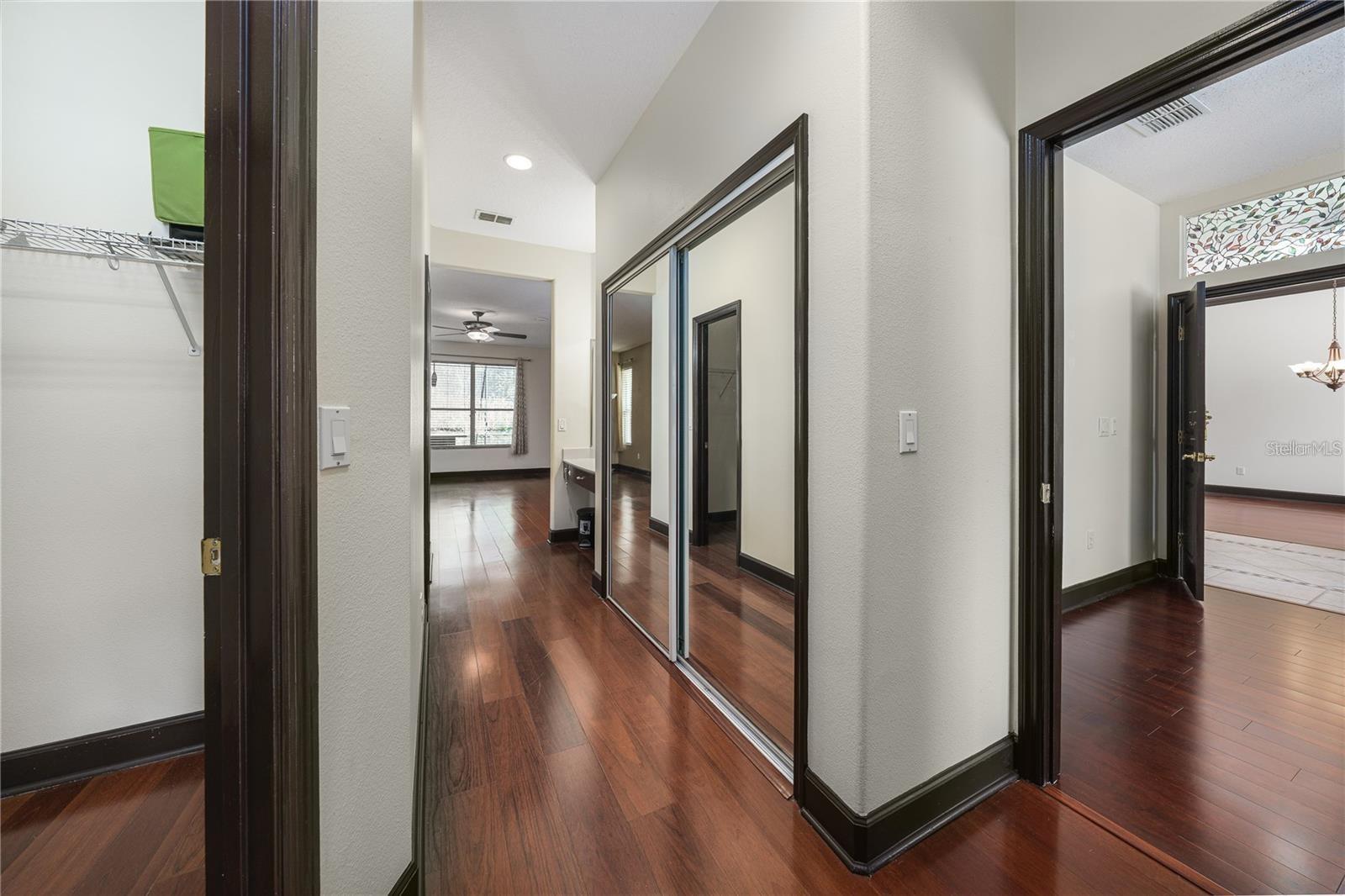 Image 23 of 46 For 140 Seville Chase Drive