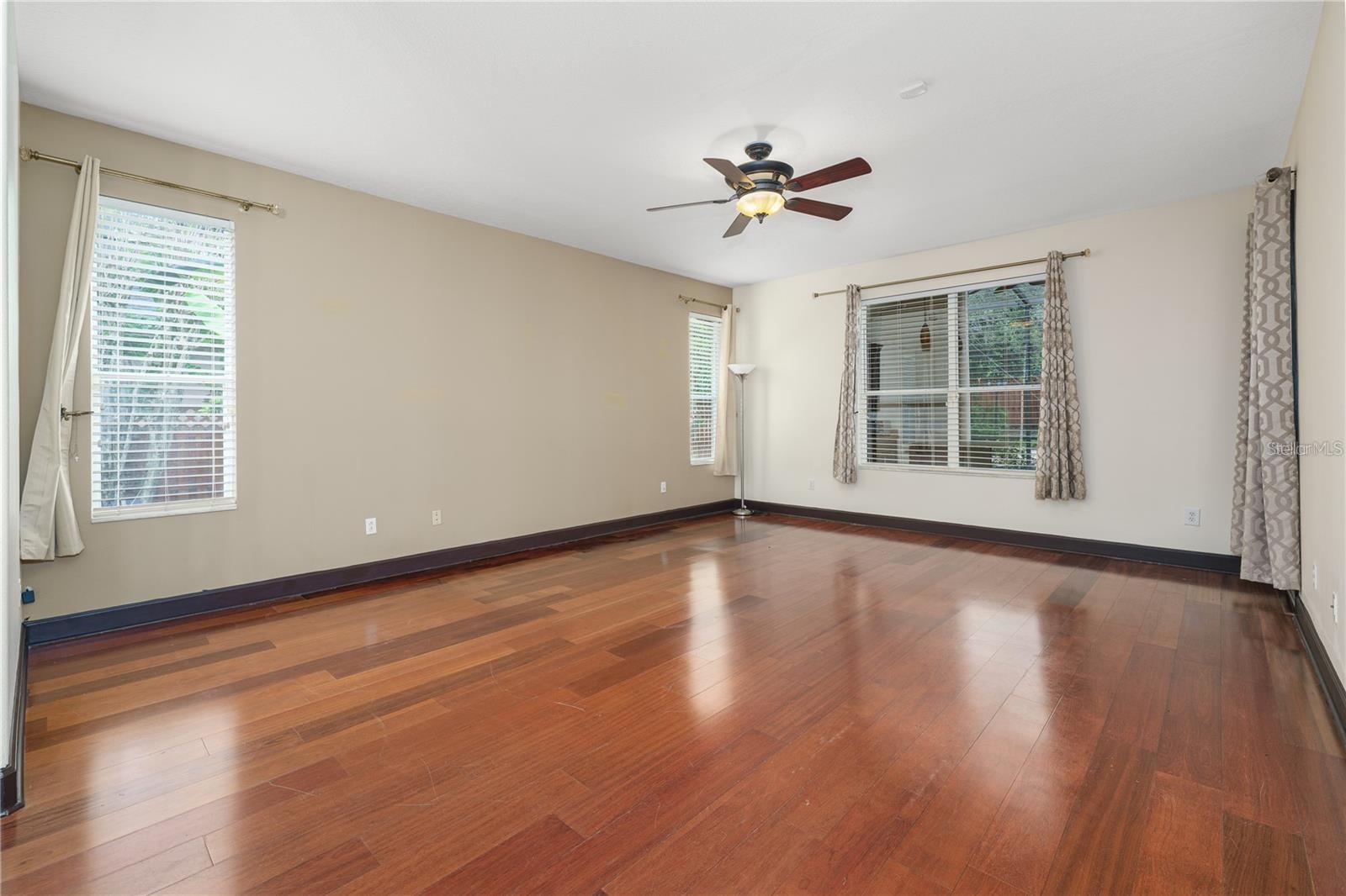 Image 24 of 46 For 140 Seville Chase Drive