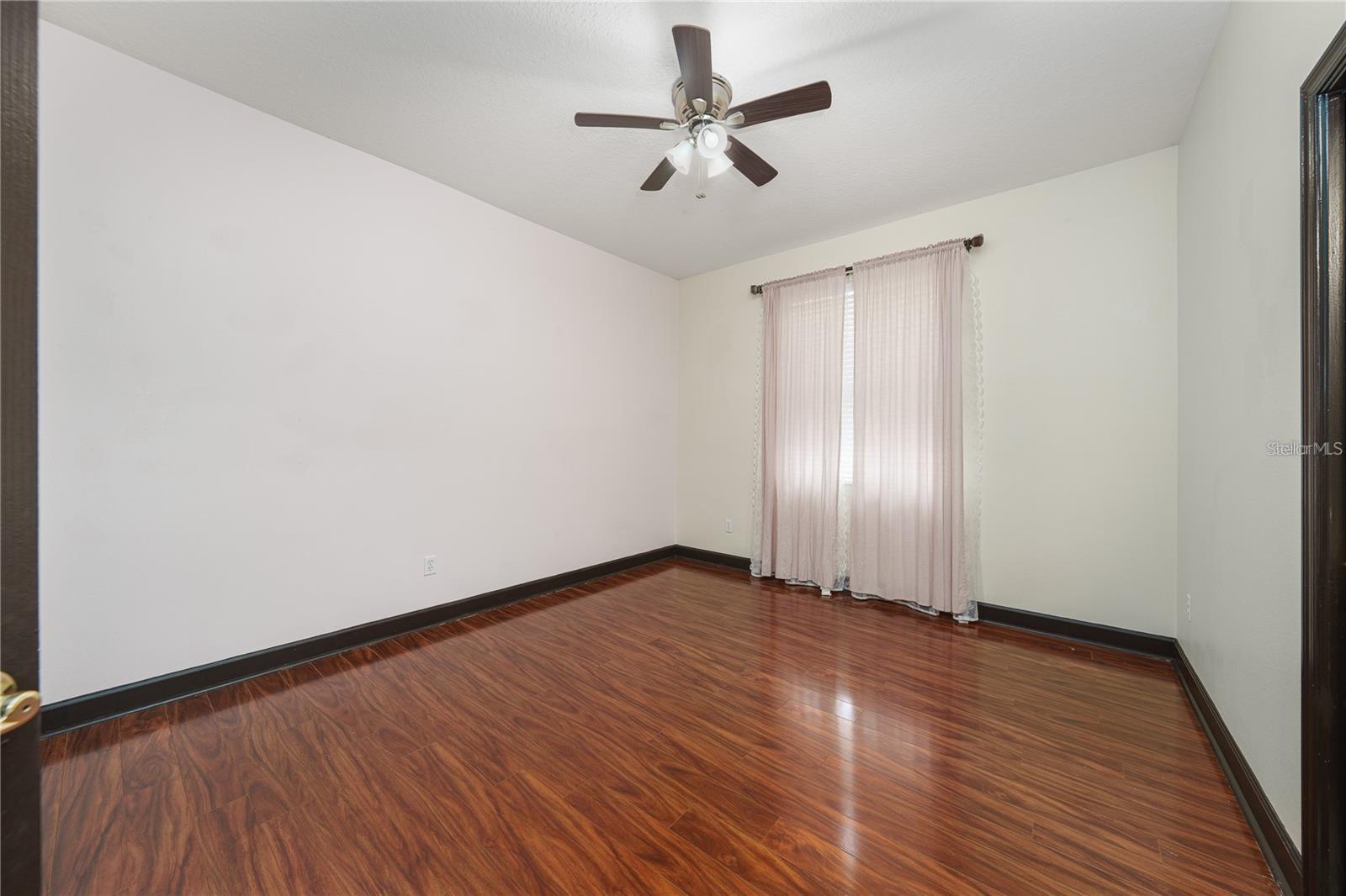 Image 30 of 46 For 140 Seville Chase Drive