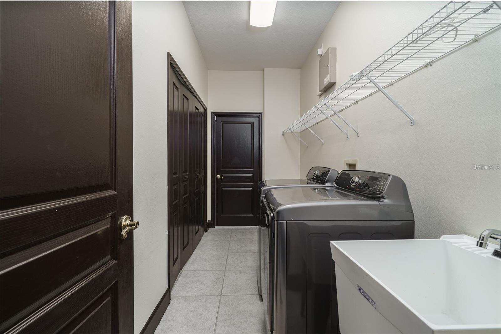 Image 40 of 46 For 140 Seville Chase Drive