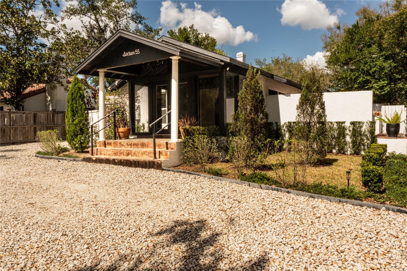 Image 2 of 22 For 1655 Sunnyside Drive