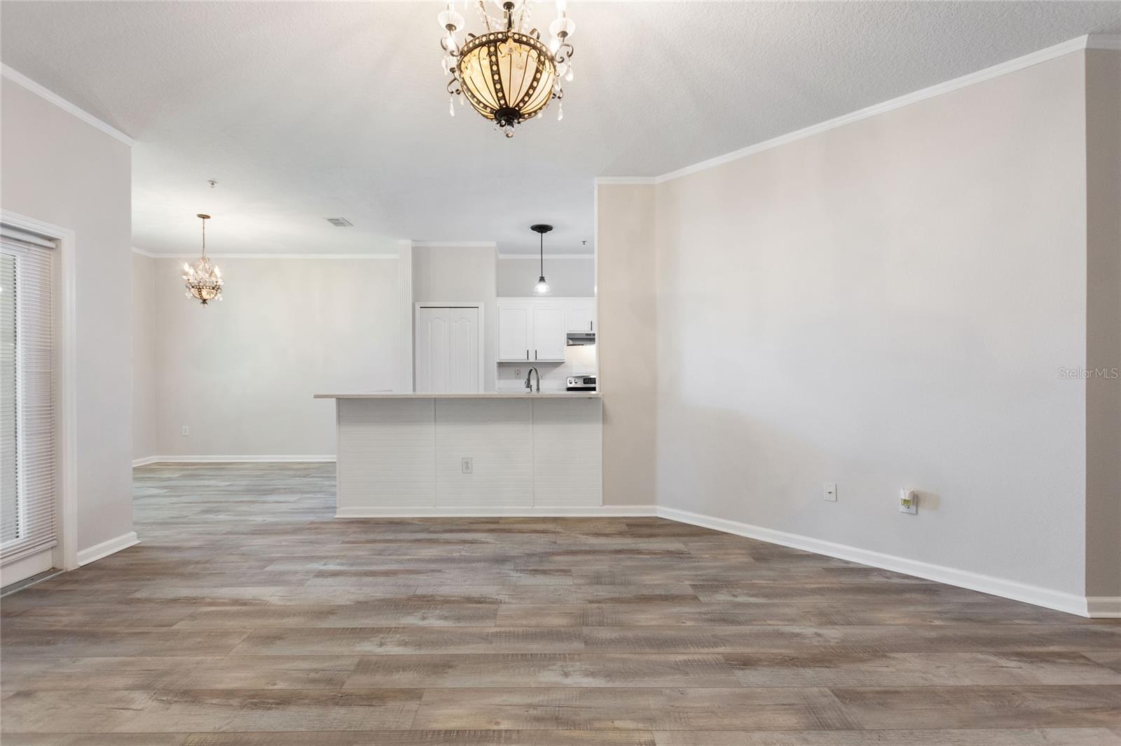 Image 12 of 48 For 1220 Priory Circle