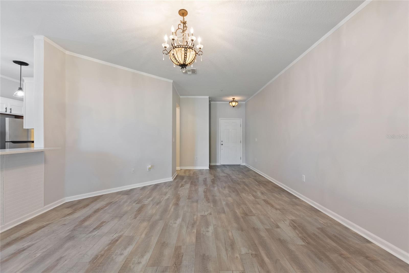 Image 13 of 48 For 1220 Priory Circle